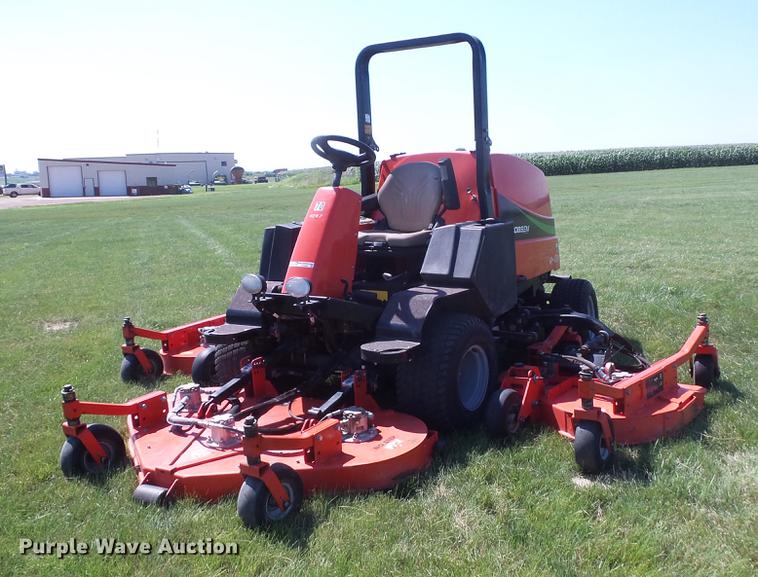image for item DV9456 Jacobsen R311 mower
