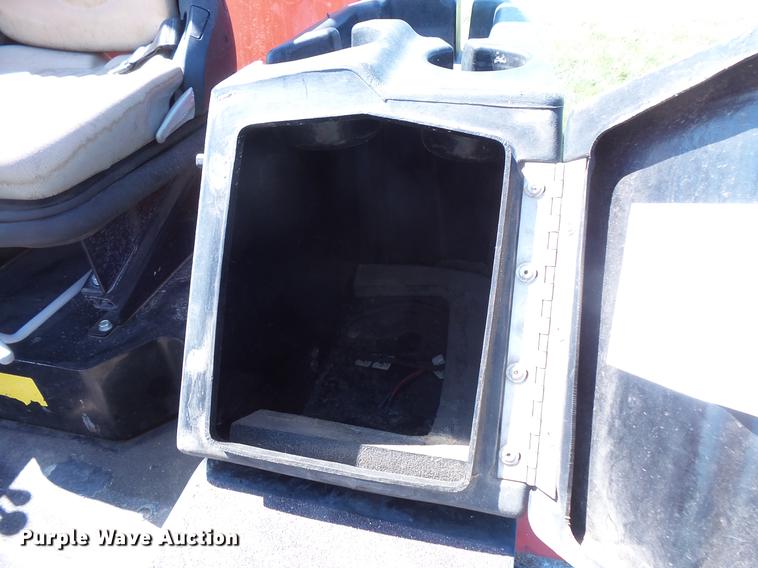 image for item DV9456 Jacobsen R311 mower