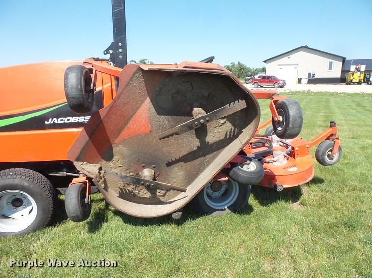 image for item DV9456 Jacobsen R311 mower