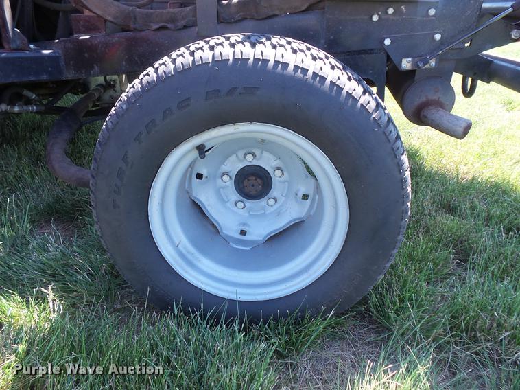 image for item DV9456 Jacobsen R311 mower