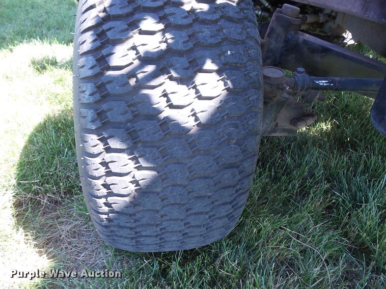 image for item DV9456 Jacobsen R311 mower