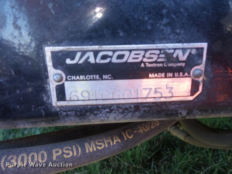 image for item DV9456 Jacobsen R311 mower