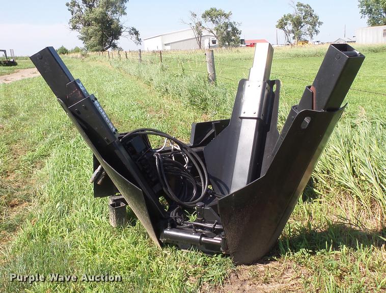 image for item DV9458 Red Boss skid steer tree spade