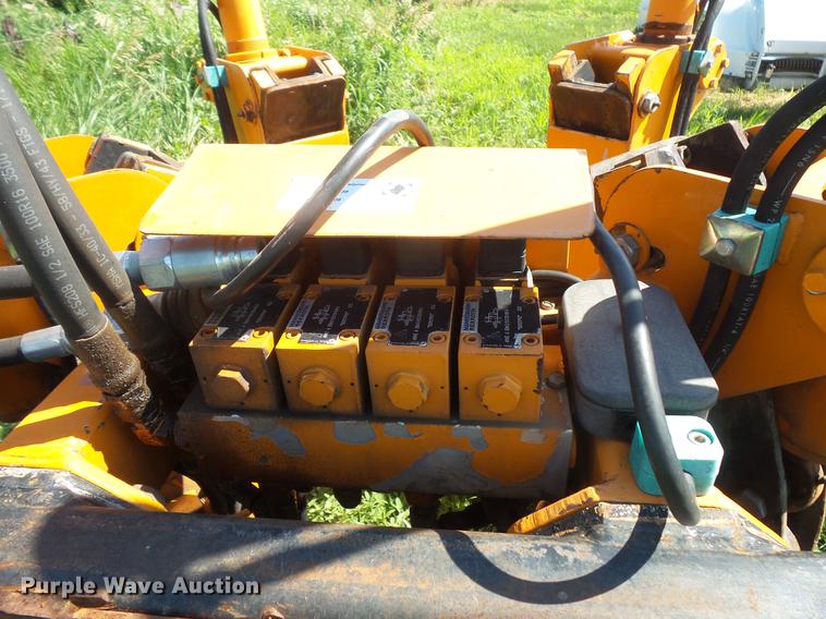 image for item DV9459 Optimal 850 skid steer tree spade