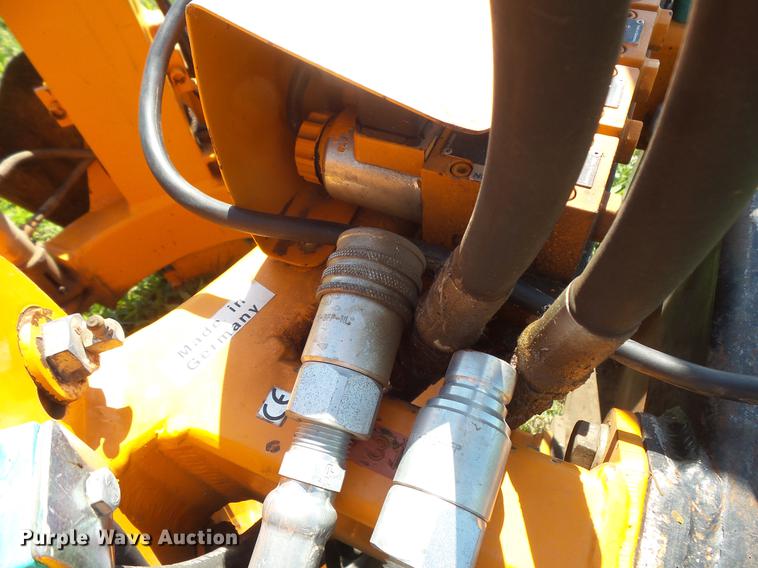 image for item DV9459 Optimal 850 skid steer tree spade