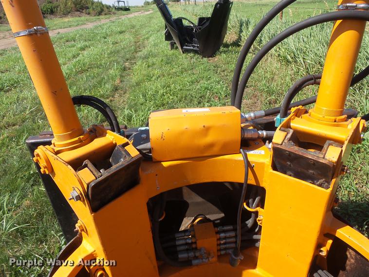 image for item DV9459 Optimal 850 skid steer tree spade