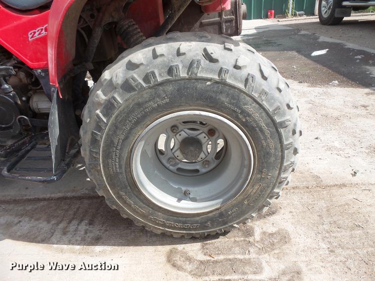 image for item DV9461 2001 Kawasaki Bayou 220 ATV