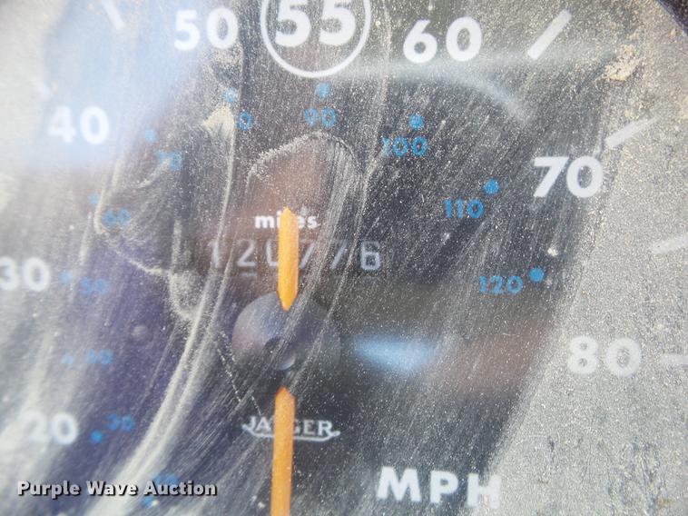 image for item DZ9048 1998 Mack CS300P truck cab and chassis