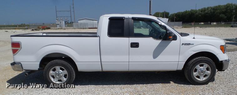 image for item DZ9404 2012 Ford F150 SuperCab pickup truck