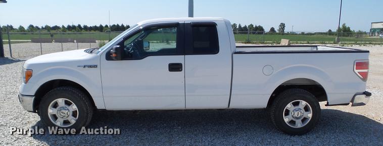 image for item DZ9404 2012 Ford F150 SuperCab pickup truck