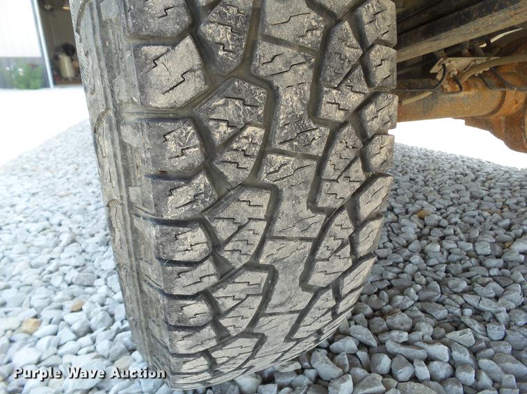 image for item DZ9404 2012 Ford F150 SuperCab pickup truck