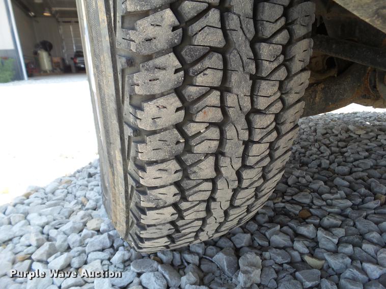 image for item DZ9404 2012 Ford F150 SuperCab pickup truck