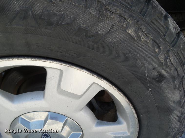 image for item DZ9404 2012 Ford F150 SuperCab pickup truck