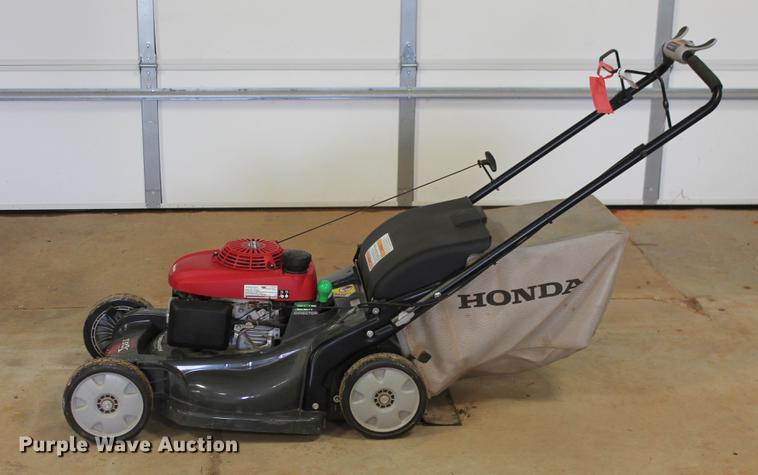 image for item DZ9871 Honda HRX217 lawn mower