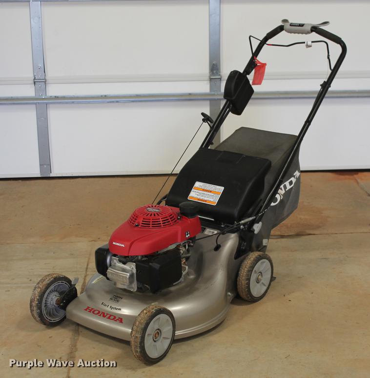image for item DZ9873 Honda HHR216 lawn mower