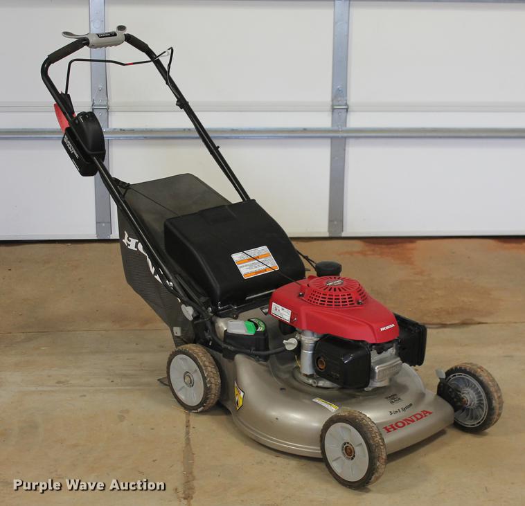 image for item DZ9873 Honda HHR216 lawn mower