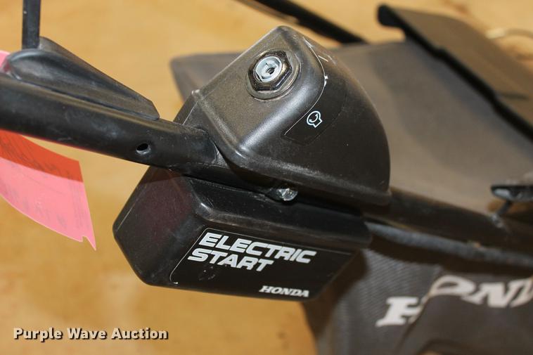 image for item DZ9873 Honda HHR216 lawn mower