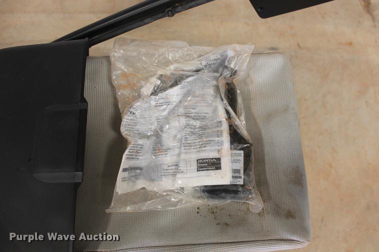 image for item DZ9875 Honda HRX217 lawn mower