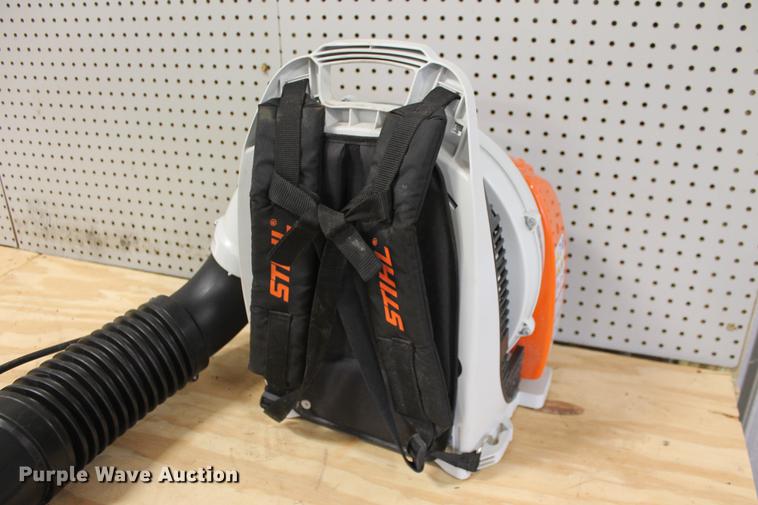 image for item DZ9884 Stihl BR450 blower