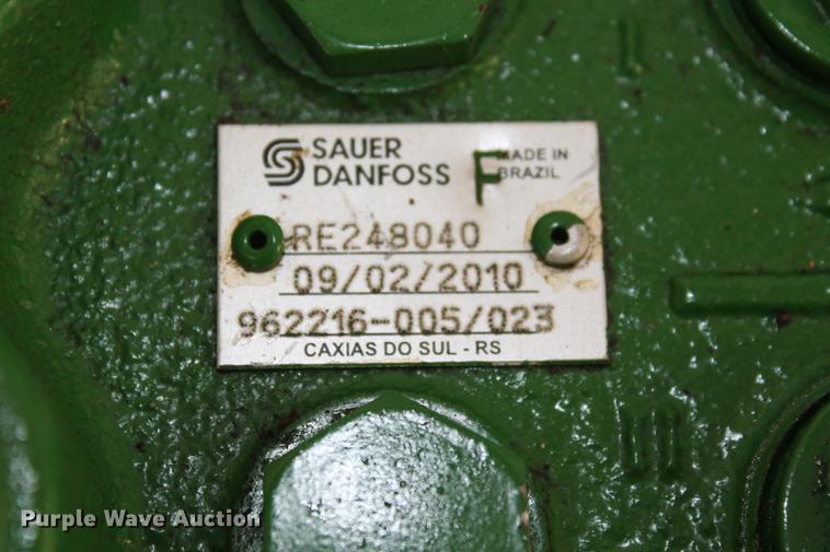 image for item DZ9965 John Deere Sauer Danfoss RE248040 selective hydraulic control valve