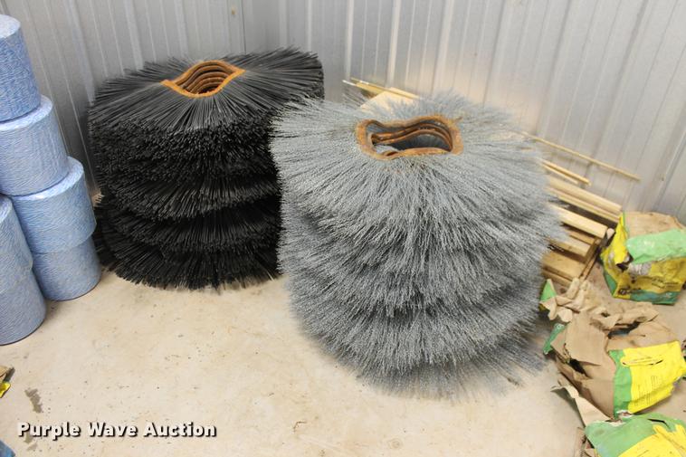 image for item DZ9968 John Deere parts and hardware