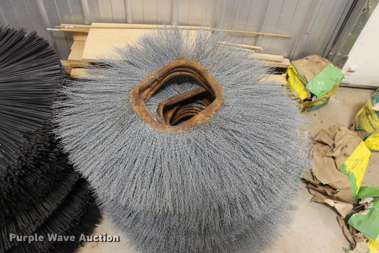 image for item DZ9968 John Deere parts and hardware