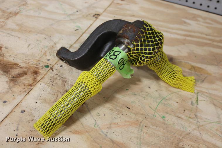 image for item DZ9968 John Deere parts and hardware