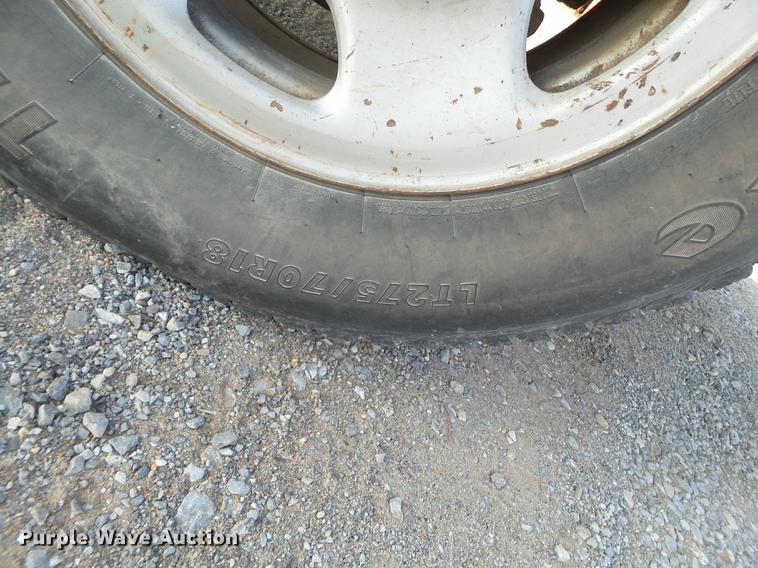 image for item EI9637 2008 Ford F350 Super Duty SuperCab bale bed pickup truck