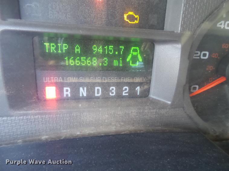 image for item EI9637 2008 Ford F350 Super Duty SuperCab bale bed pickup truck