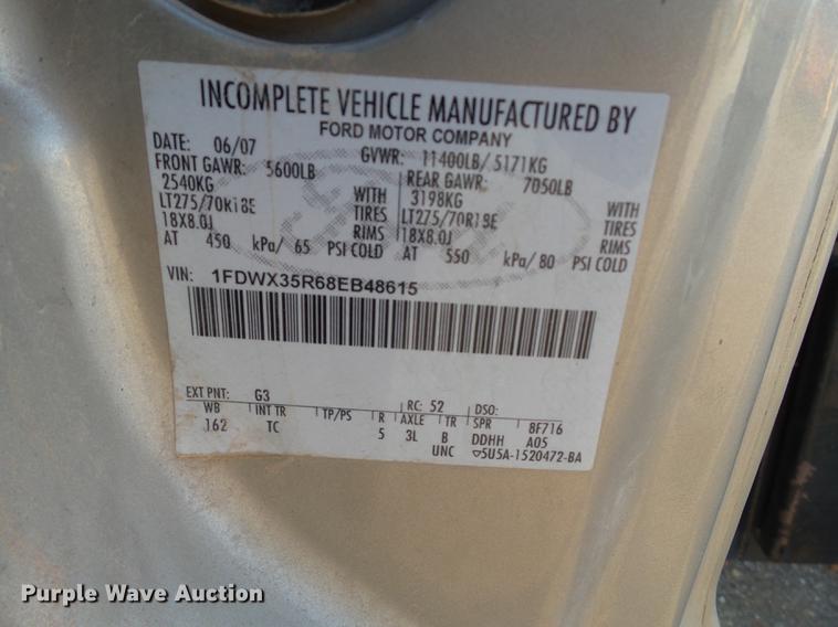 image for item EI9637 2008 Ford F350 Super Duty SuperCab bale bed pickup truck