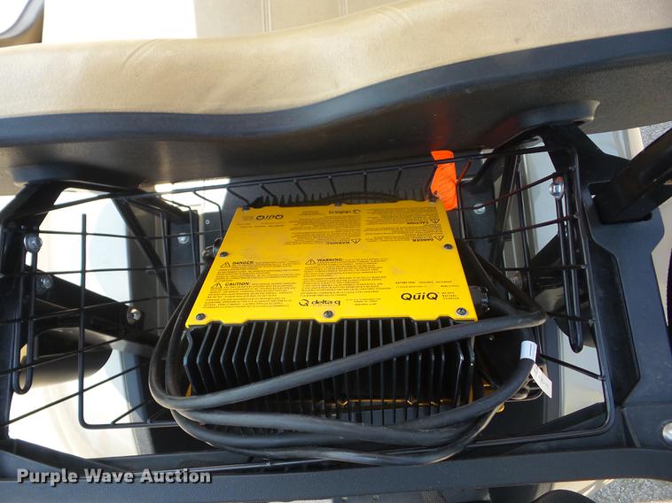 image for item EI9873 2014 EZ GO TXT 48 golf cart