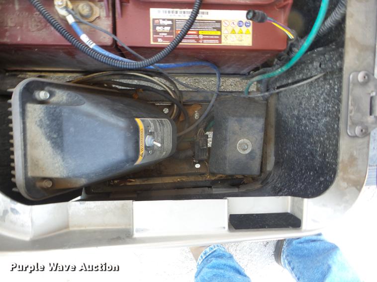 image for item EI9873 2014 EZ GO TXT 48 golf cart