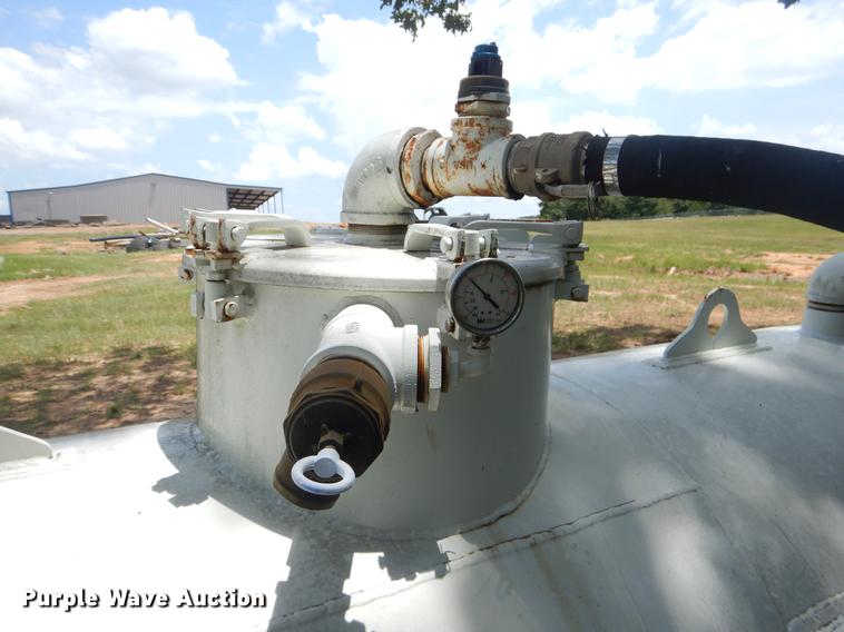 image for item EK9605 Storage tank