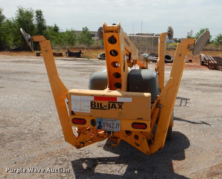 image for item EK9622 2006 Biljax 3632T boom lift