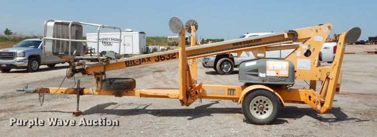 image for item EK9622 2006 Biljax 3632T boom lift