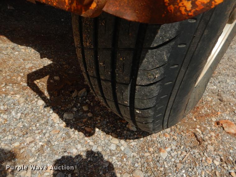 image for item EK9622 2006 Biljax 3632T boom lift