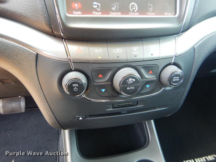 image for item EK9644 2017 Dodge Journey SUV