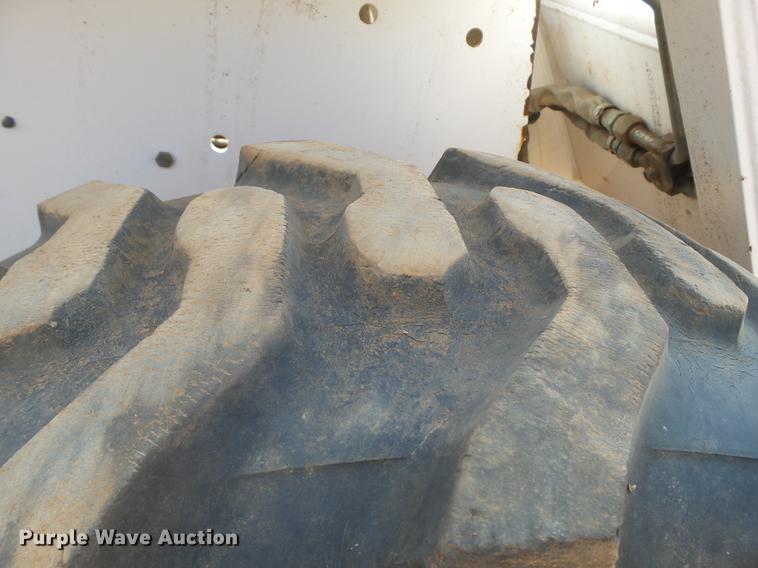 image for item EN9611 1996 Bobcat 763 skid steer