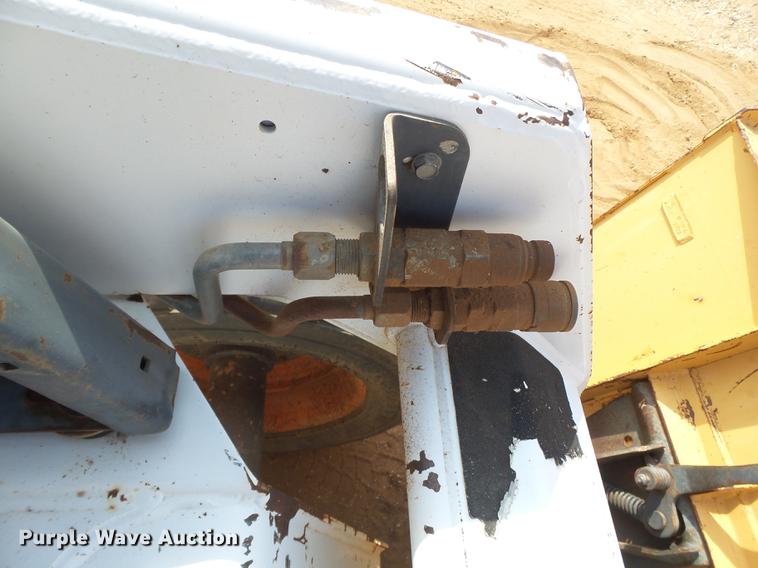 image for item EN9611 1996 Bobcat 763 skid steer