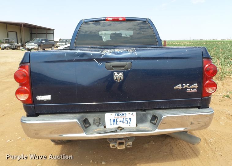 image for item EN9613 2007 Dodge Ram 2500 MegaCab pickup truck