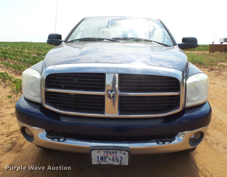 image for item EN9613 2007 Dodge Ram 2500 MegaCab pickup truck