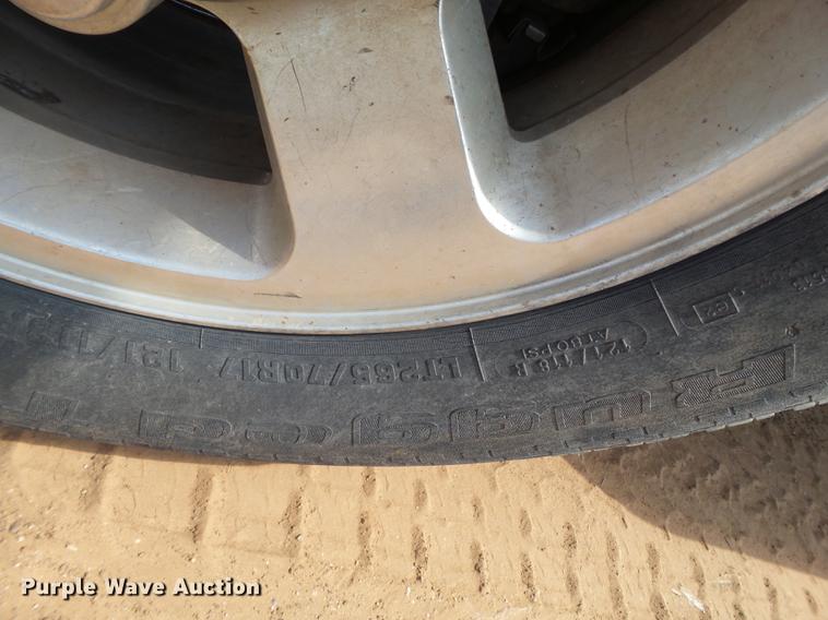 image for item EN9613 2007 Dodge Ram 2500 MegaCab pickup truck