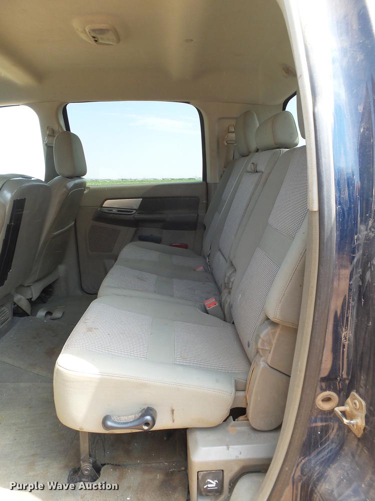 image for item EN9613 2007 Dodge Ram 2500 MegaCab pickup truck