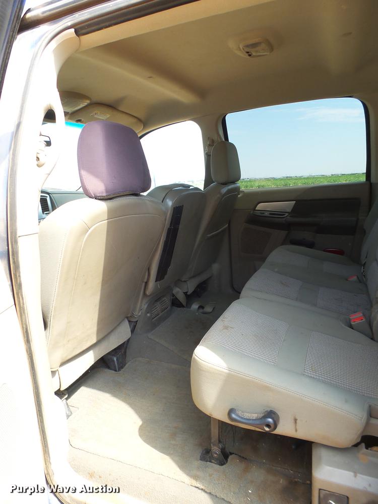 image for item EN9613 2007 Dodge Ram 2500 MegaCab pickup truck