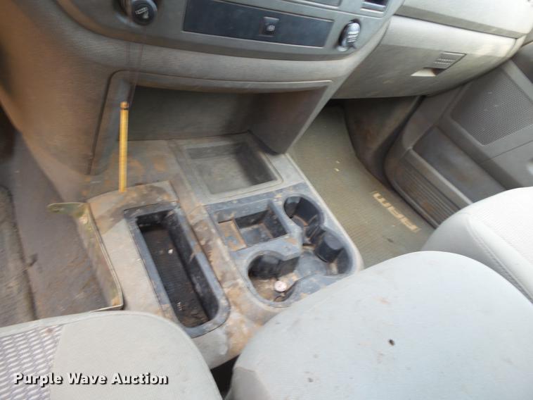 image for item EN9613 2007 Dodge Ram 2500 MegaCab pickup truck