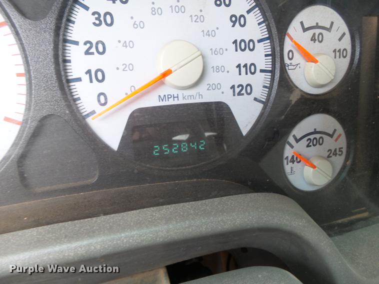 image for item EN9613 2007 Dodge Ram 2500 MegaCab pickup truck
