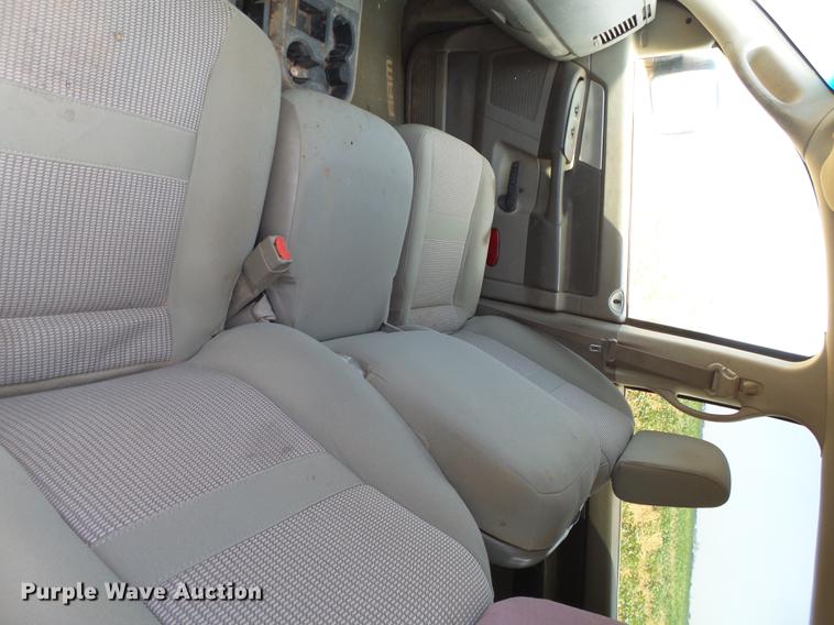 image for item EN9613 2007 Dodge Ram 2500 MegaCab pickup truck