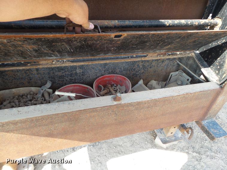 image for item EN9616 2005 Apache equipment trailer