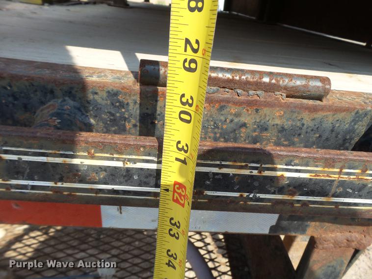 image for item EN9616 2005 Apache equipment trailer