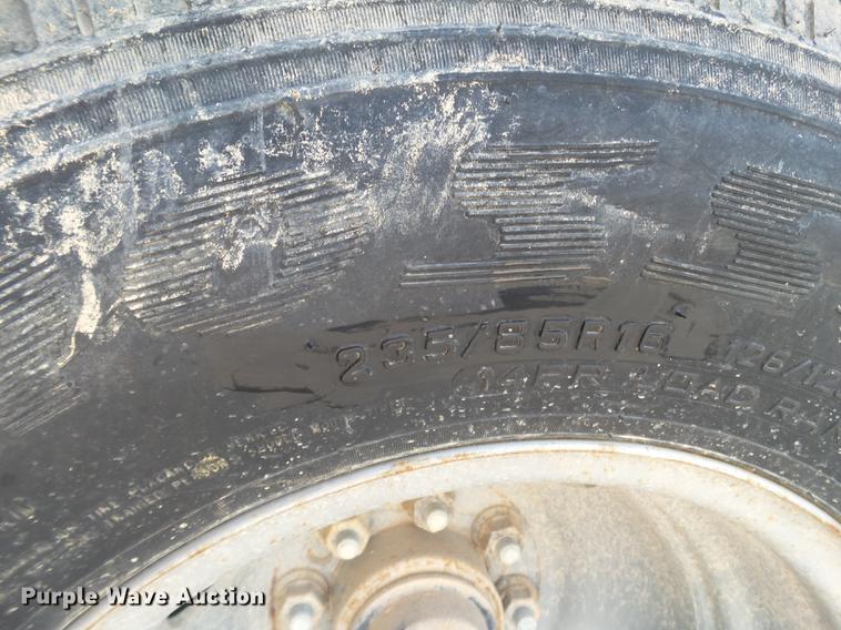 image for item EN9616 2005 Apache equipment trailer